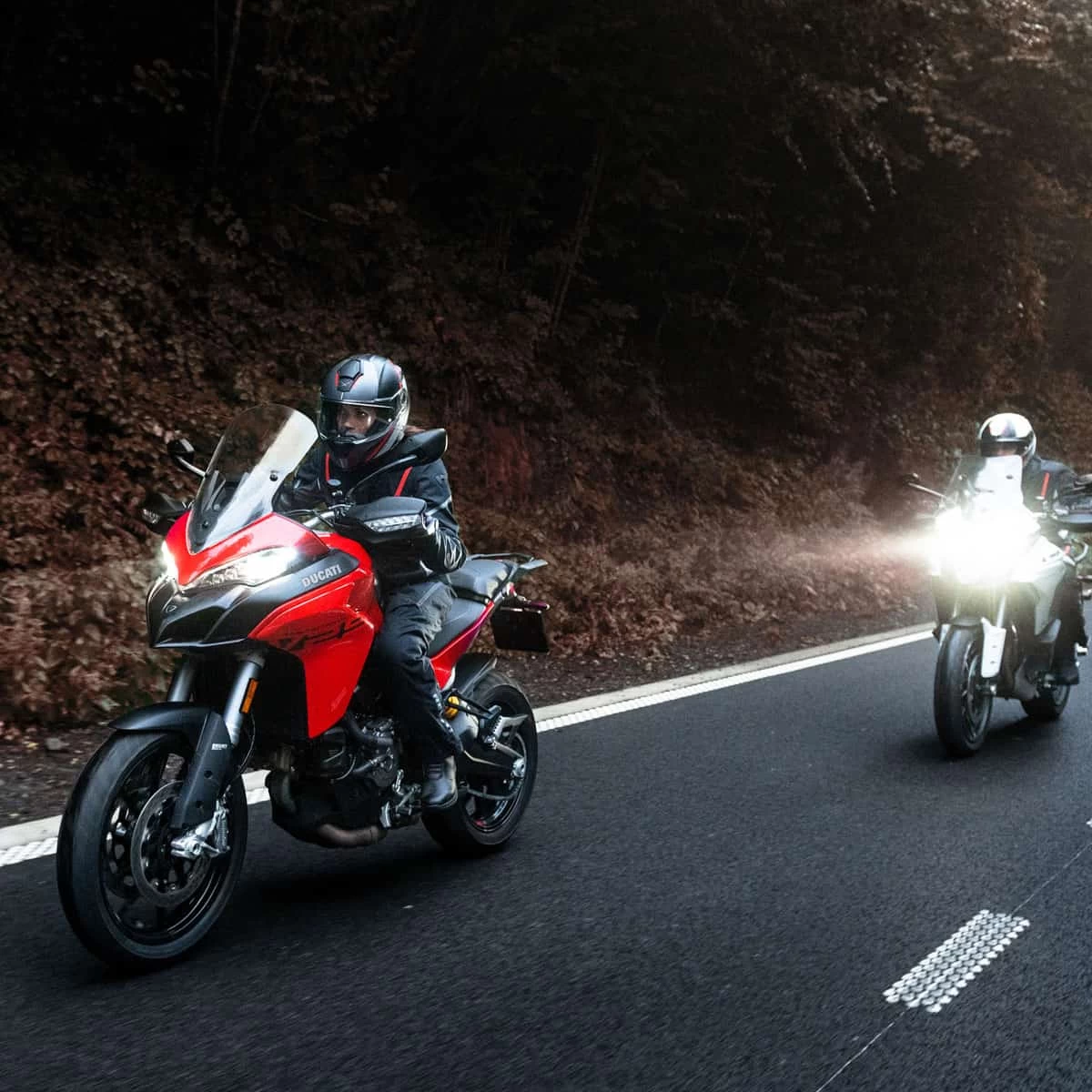 Rev It! Horizon 3 Jacket Ladies WP - Black Red - Image 4